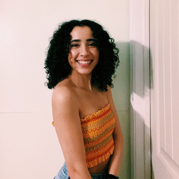 Meet your Posher, Paulina - Picture 1 of 1